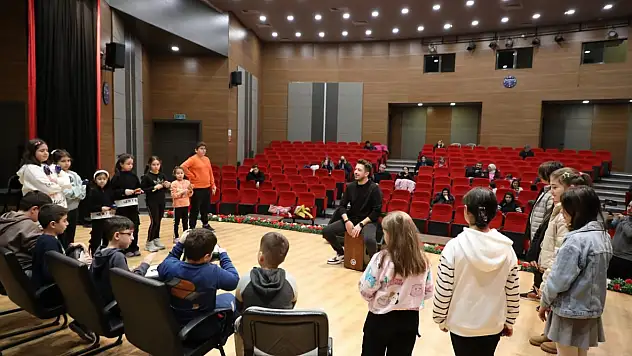 Melikgazi'de geleceğin ses sanatçıları yetişiyor