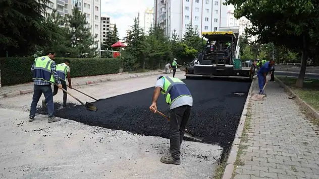 Melikgazi'den İldem'in ulaşımını rahatlatacak asfalt çalışması