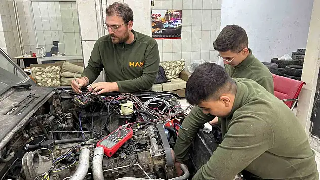 Sanayiye mühendis eli değdi