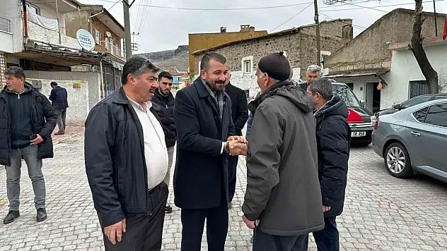 Siyasi parti başkanlarından Adem Şengül'e 'protokol' tepkisi