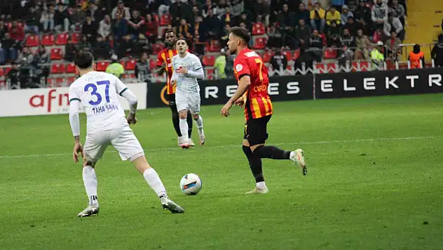 Süper Lig: Kayserispor: 1 - Çaykur Rizespor: 0 (Maç Sonucu)
