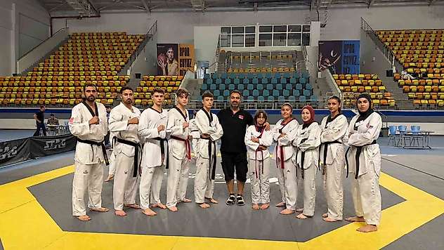 TaeKwonDo terfi sınavında YayTanSay'dan 10 sporcu başarılı oldu