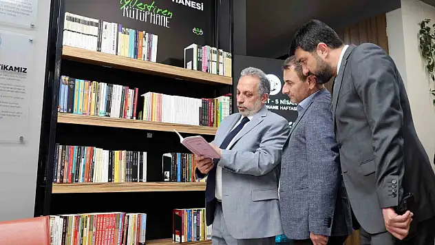 Talas Belediyesi'nden personele 'İyileştiren Kütüphane' hediyesi