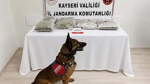 Uyuşturucuyla yakalanan CHP'li meclis üyesi istifa etti