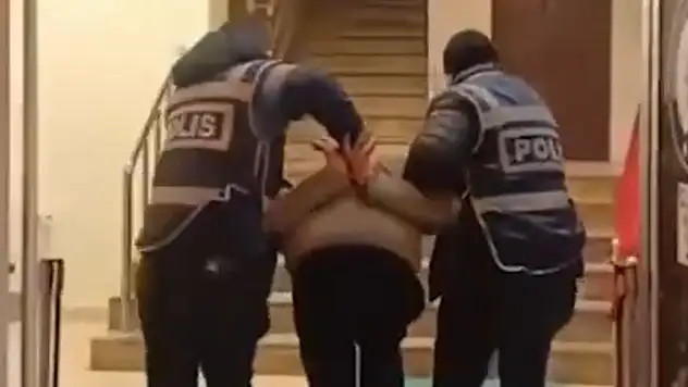 Vatandaşı kart bilgileriyle dolandıran şahıs yakalandı