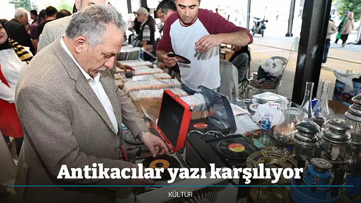 Antikacılar yazı karşılıyor