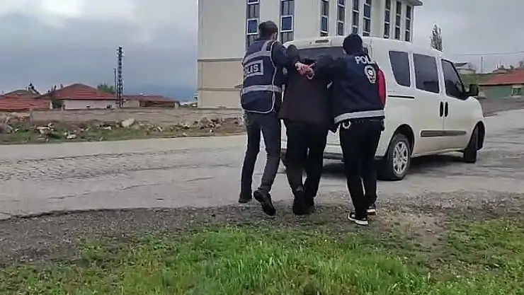 'Cinsel istismar' suçundan aranan 2 kişi yakalandı