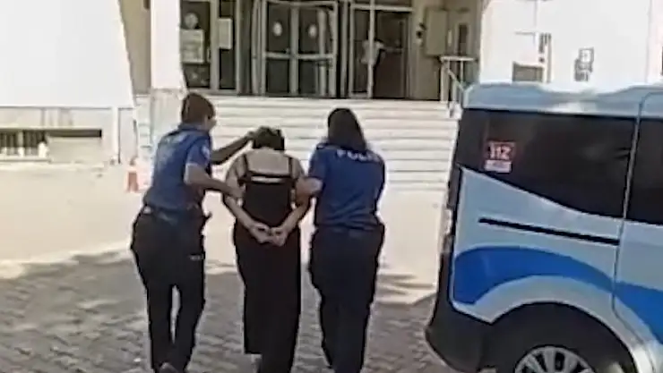 'Hırsızlık' suçundan aranan kadın yakalandı