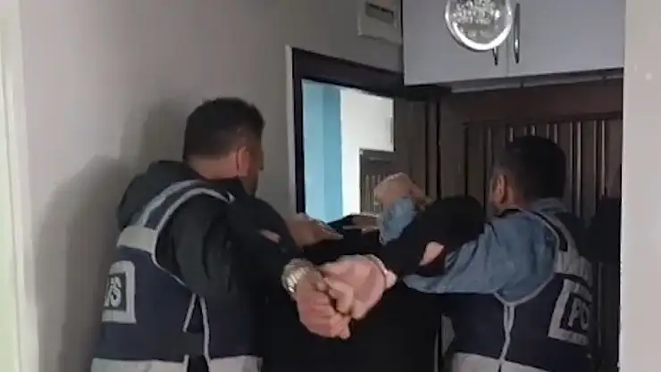'Hırsızlık' suçundan aranan şahıs yakalandı