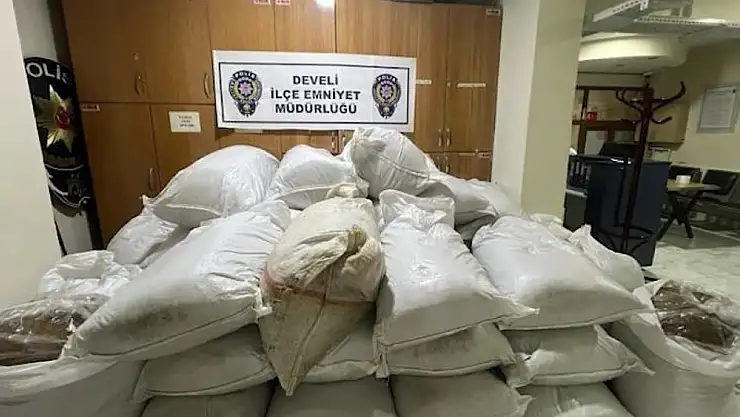1 ton kaçak tütün yakalandı