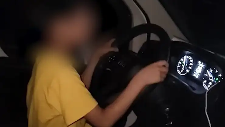 10 yaşındaki çocuğuna araç kullandırdı, 21 bin TL cezayı yedi