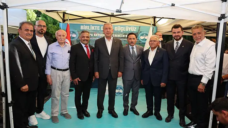 119 yıllık tarihi saat kulesi Avrupalı Türk'lere hizmet verecek