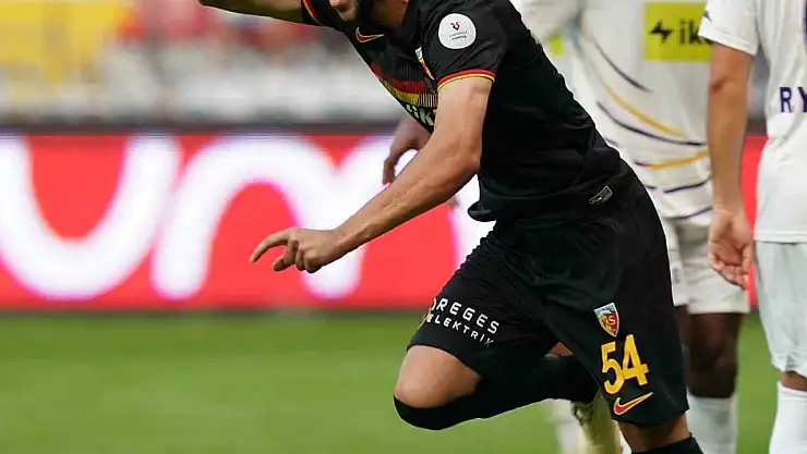 Arif Kocaman ilk golünü attı