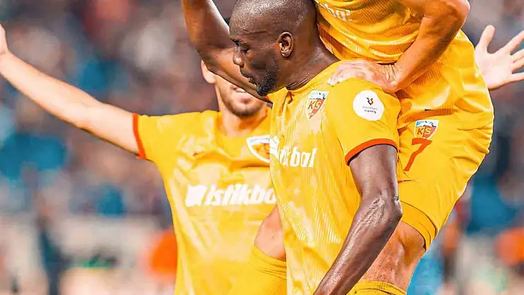 Aylton Boa Morte siftah yaptı
