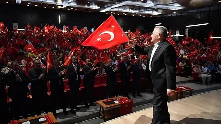 Başkan Büyükkılıç, Genç KAYMEK Yılsonu Programı'nda öğrencileri yalnız bırakmadı