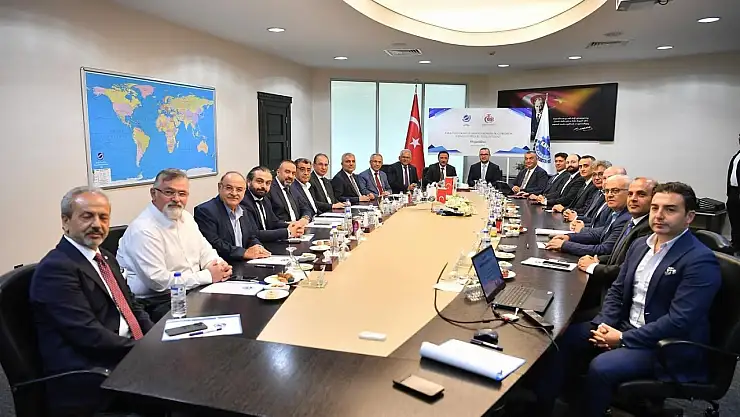 Başkan Büyükkılıç, iş dünyasıyla bir araya geldi