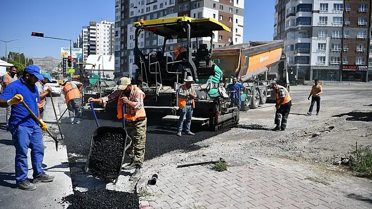 Başkan Büyükkılıç'tan 2 milyon TL'lik Erkilet Bulvarı bağlantı yoluna yakım takip
