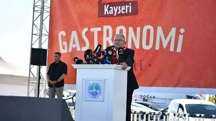 Başkan Büyükkılıç'tan gastronomi şehri Kayseri'yi tercih edecek öğrencilere burs ve istihdam müjdesi