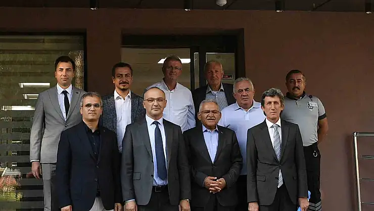 Başkan Büyükkılıç'tan karayolları ile ulaşımın geleceği için güç birliği
