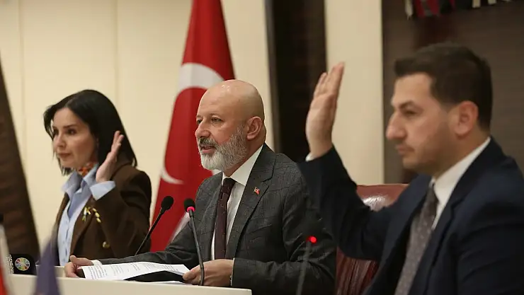 Başkan Çolakbayrakdar, 'Dualarımız ve desteklerimiz gazzeli kardeşlerimizle'