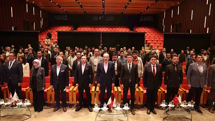 Başkan Gülsoy: 'Dijital değişim ve dönüşümün etkilemediği hiçbir nokta kalmadı'