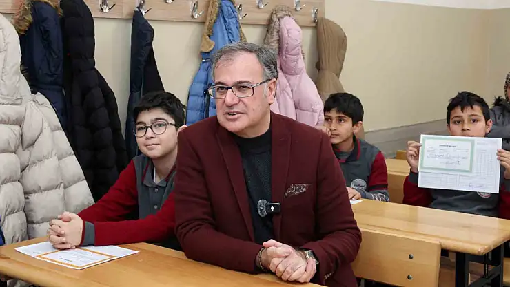 Başkan Özdoğan: 'Eğitime katkı sunmaya devam edeceğiz'