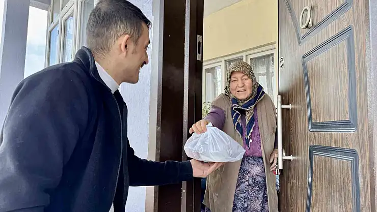 Başkan Özdoğan: 'Ramazan'da 200 haneye günlük sıcak yemek ulaştırıyoruz'