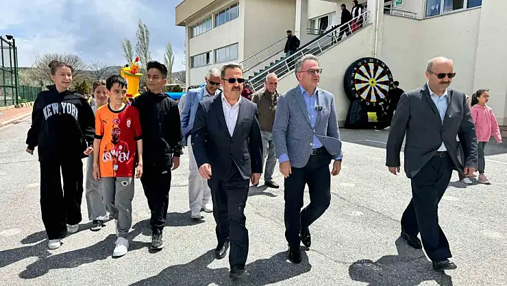 Başkan Özdoğan: 'Söz verdik, çocuklarımızı bayram coşkusuyla buluşturduk'