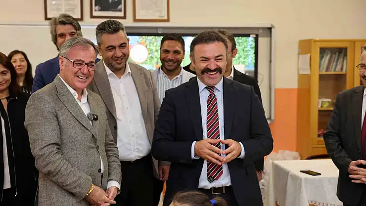 Başkan Özdoğan ile Hacılar'da ilk ders zili çaldı