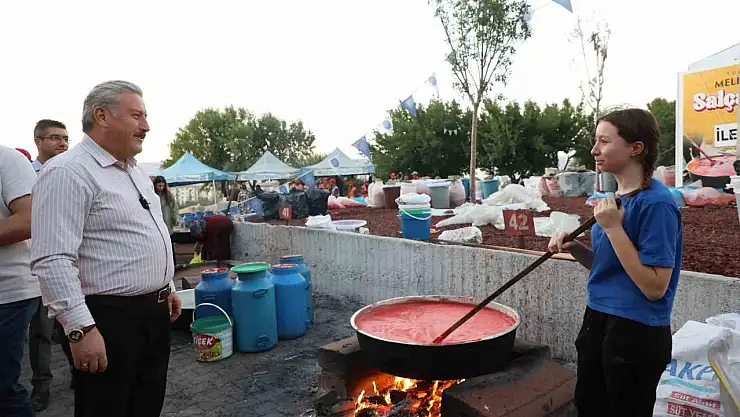 Başkan Palancıoğlu Salça Günleri Etkinliğine katıldı