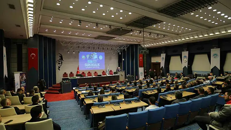 Büyükkılıç: 'Sismik tehlike haritasını çıkarmak öncelikli hedeflerimiz arasında'