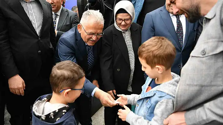 Büyükkılıç, Geleneksel Teşkilat Bayramlaşma Programına katıldı