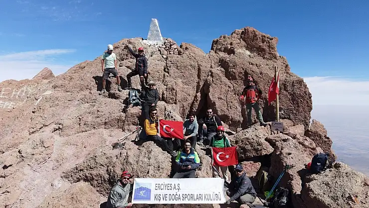 Büyükşehir Erciyes A.Ş.'den doğaseverlere zirve keyfi