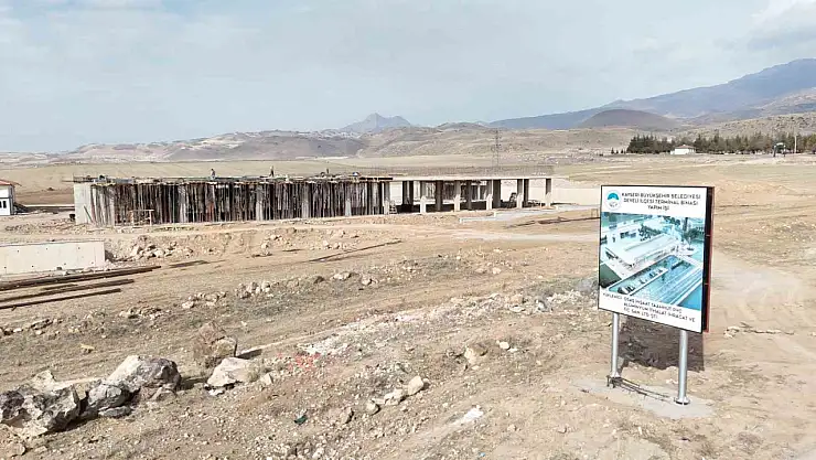 Develi'nin giriş kapısı olacak yeni otobüs terminali inşaatı hızla yükseliyor