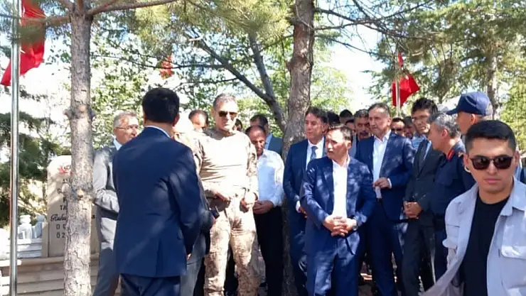 Din görevlilerinden Vali Çiçek'e teşekkür