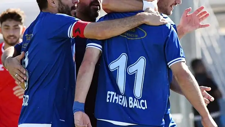Erciyes 38 FK kart karnesi: 4 kırmızı 41 sarı kart