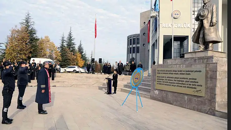 ERÜ'de 10 Kasım Atatürk'ü Anma Töreni gerçekleştirildi