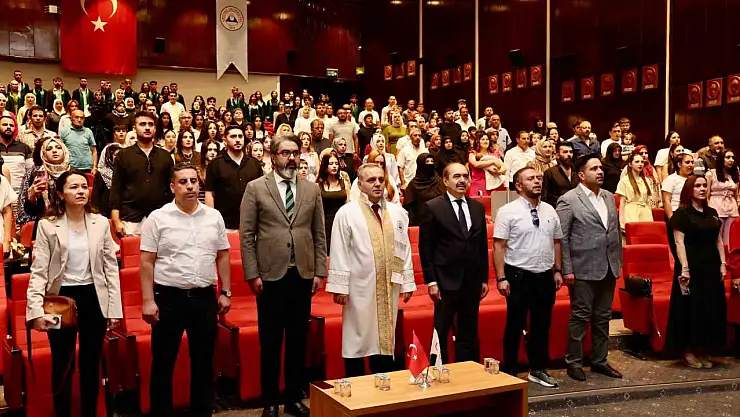 ERÜ İİBF ve Adalet MYO'da mezuniyet sevinci