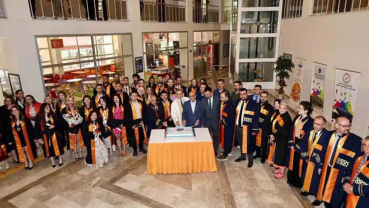 ERÜ Turizm Fakültesi 16. dönem mezunlarını verdi