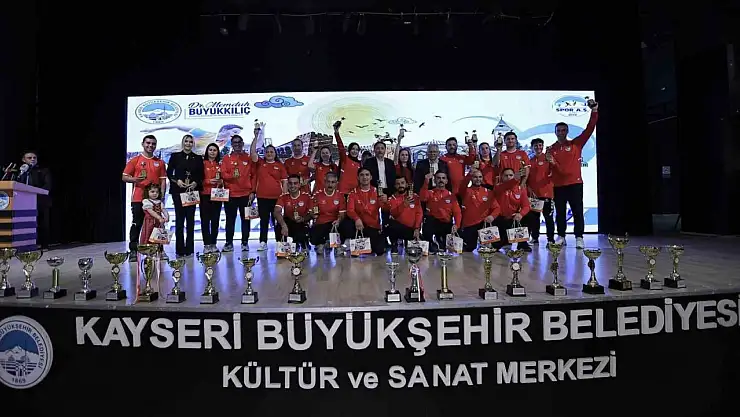 Genç sporcular ödüllendirildi