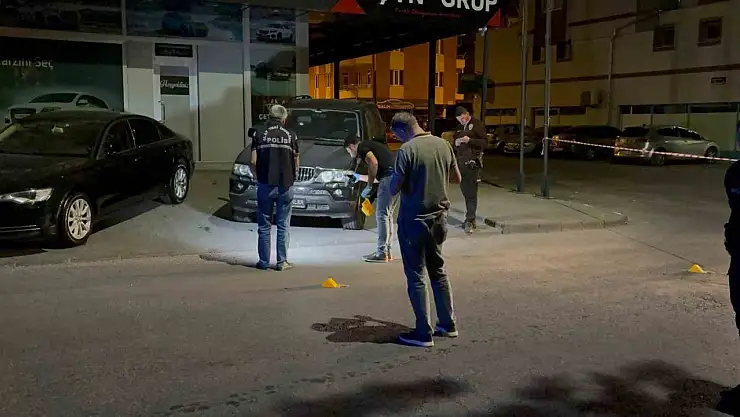 Husumetlileri, önce evini ve arabasını daha sonra dükkanını kurşunladı
