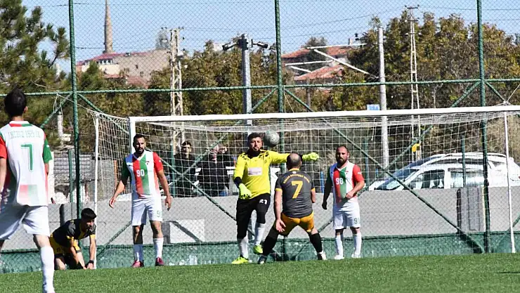Kayseri 1. Amatör Küme: Talas Anayurtspor: 3 - İncesu Gençlikspor: 1