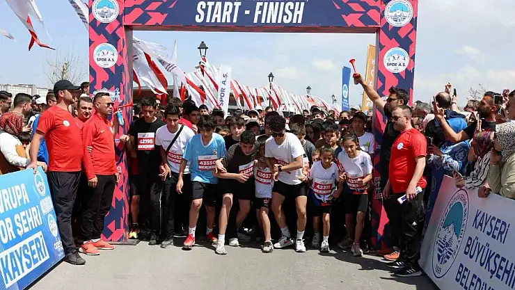 Kayseri Büyükşehir'in madalya avcısı sporcularından 8 ayda 393 madalya