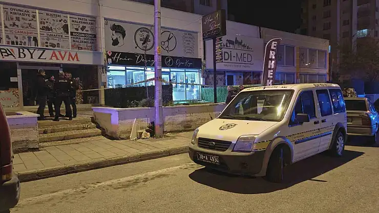 Kayseri'de bıçaklı kavga: 2 yaralı