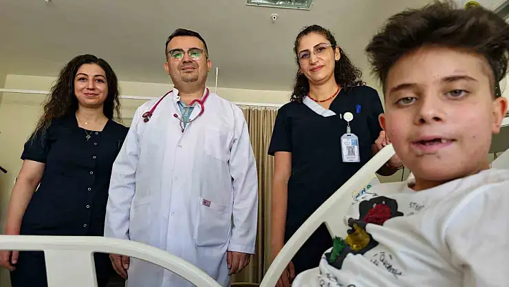 Kayseri'de kamyonun çarptığı çocuk, palyatif servisinde sevgiyle iyileşiyor