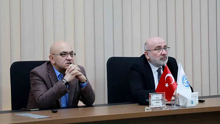 Kayseri'de MYO Öğrencileri ve Mezunlarına Yönelik Ödüllü Proje Yarışmasında düğmeye basıldı