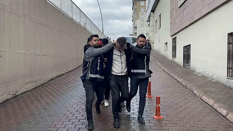 Kayseri'de suç örgütüne yönelik operasyonda gözaltına alınan 17 kişi adliyede