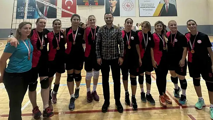 Kayseri Milli Eğitim Müdürlüğü Voleybol  takımları Türkiye Finalleri'ne katılacak