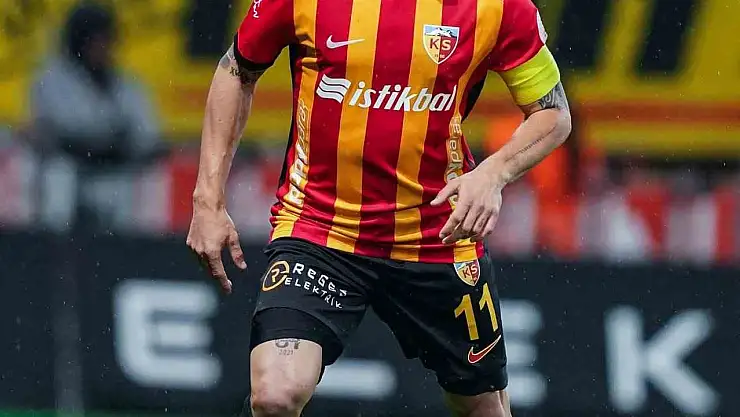 Kayserispor Kaptanı Gökhan Sazdağı: 'Gemiyi limana yanaştırdık'