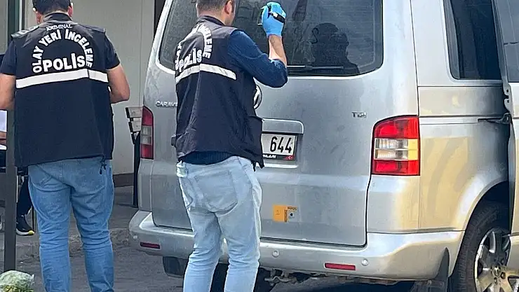 Teksas değil Kayseri! Kurşunlanan minibüs, polis uygulama noktasına sığındı